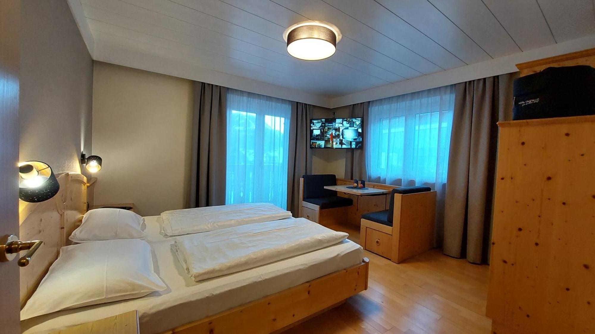 Hotel Cristallo Santa Cristina Val Gardena 외부 사진